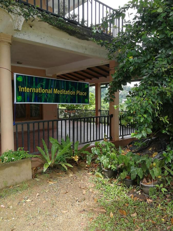 Nisha Homestay Inn Peradeniya Eksteriør billede