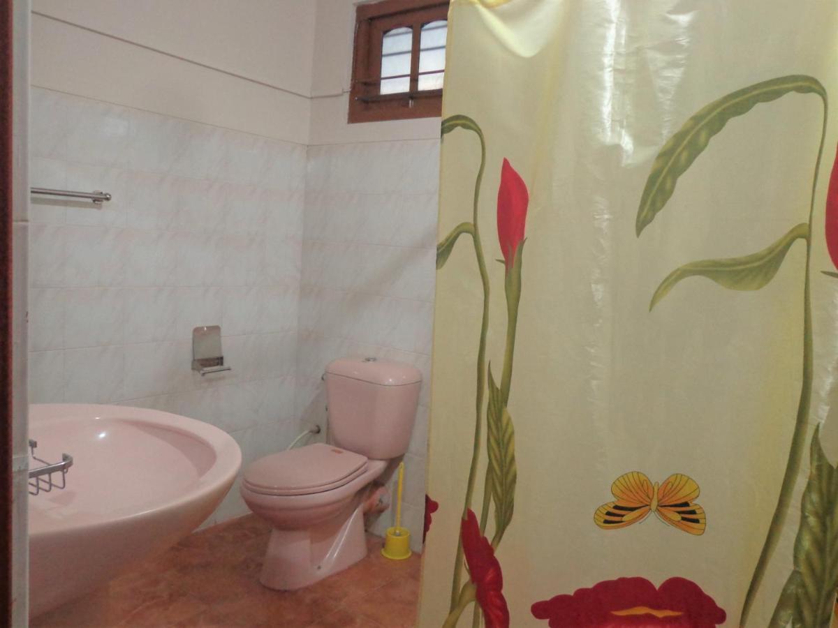 Nisha Homestay Inn Peradeniya Eksteriør billede