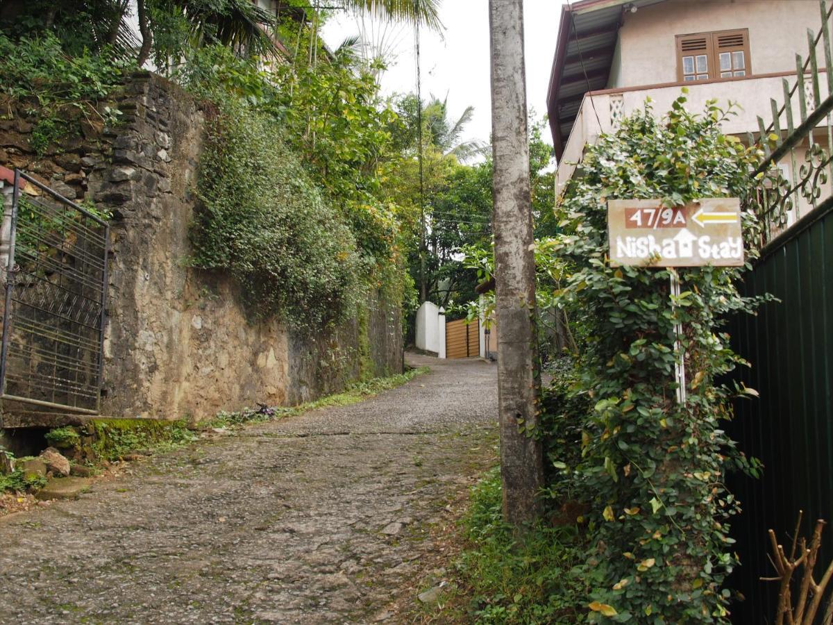 Nisha Homestay Inn Peradeniya Eksteriør billede